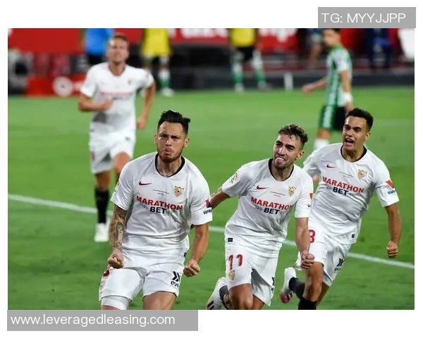 塞维利亚官方宣布与主帅穆切合同解约：一段时代的终结