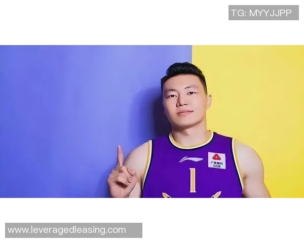 李根：从篮球场上的拼搏者到人生舞台上的追梦人