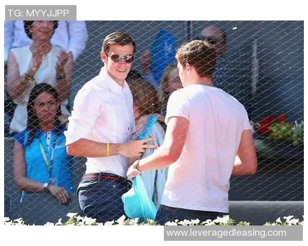 哥伦比亚与乌克兰激战正酣谁能在友谊赛中笑到最后